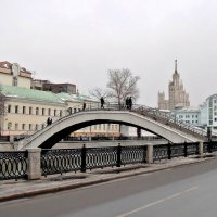 Городские зарисовки. :: Ольга Довженко