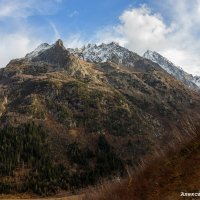 Махарское ущелье :: Александр Богатырёв