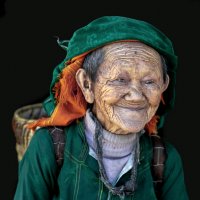 Бабушка 86 лет из Вьетнама :: Евгений Печенин