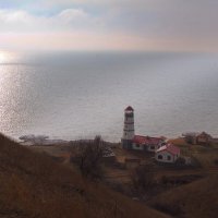 Пейзаж с маяком и морской радугой :: M Marikfoto