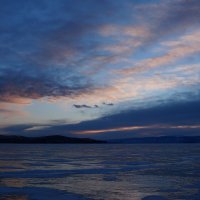 Зимний  закат  на  Байкале . :: Нэлли Обертынская