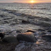 Закат на берегу моря :: Сергей Курников