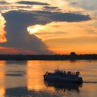 Летом на реке :: владимир тимошенко 