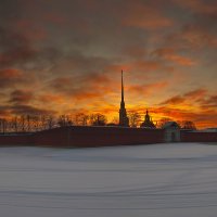 Зимний Петербургский закат :: Александр Игнатьев