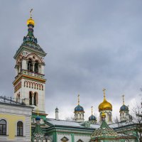 Храм на Рогожском кладбище :: Сергей Лындин