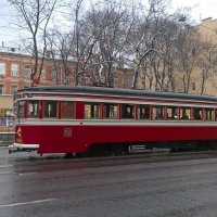 Трамвай на Литейном проспекте Утром :: Митя Дмитрий Митя