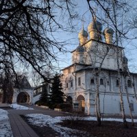 Казанская церковь в Коломенском :: Марина Птичка