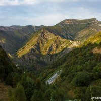 Малкинское ущелье :: Александр Богатырёв