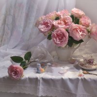 ...букет из роз, как вдохновенье... :: Валентина Колова