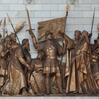 Скульптурные композиции на Храме Христа Спасителя. :: Виталий Виницкий