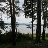 Вид на озеро. :: Желтовская Татьяна 