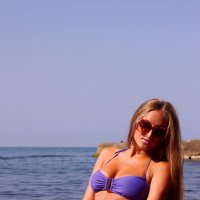 Девушка в купальнике на море :: Natalika 