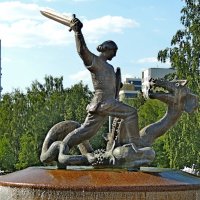 Памятник-фонтан «Победитель» (Видное) :: Александр Качалин