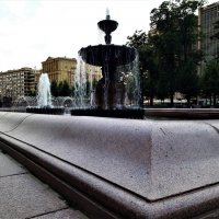 гранитные углы фонтана :: Серж Поветкин