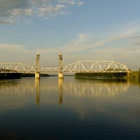 Кузьминский железнодорожный мост через Неву :: Александр 