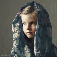 Девочка с серыми глазами :: Анна Олейник
