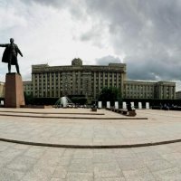 Панорама фонтанов на Московской :: Елена Вишневская