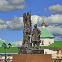 Памятник  Петру и Февронии ( муромские чудотворцы) :: Михаил Николаев