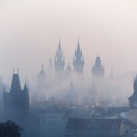 Прага в тумане :: Денис Полтораднев