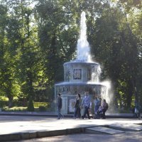 Римский фонтан в Петергофе :: Евгений Винокуров