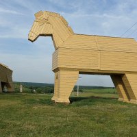 Троянский конь и Кудыкинский бык :: MarinaKiseleva 