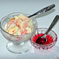 Про мороженко с малиновым сиропом.. :-) :: Андрей Заломленков