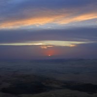Рассвет над кратером Махтеш Рамон :: susanna vasershtein