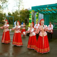 Ансамбль  Гостья :: Александр Силинский