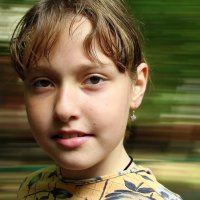 Портрет девочки на карусели :: Дмитрий Балашов