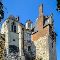 часть замка Сент-Эньан (Chateau de Saint Aignan) :: Георгий А