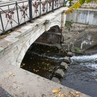 мост у плотины :: Сергей Лындин