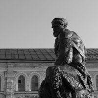 Памятник бурлаку на Волге :: валерия 