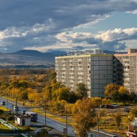 Осень в городе. :: Виктор Иванович Чернюк