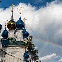 Плёс. Церковь св. Варвары. :: Надежда Лаптева