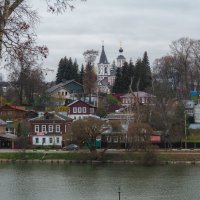 В Славном Городе Сергиевом Пасаде :: юрий поляков