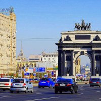 Триумфальные ворота на Кутузовском проспекте :: Ольга (crim41evp)