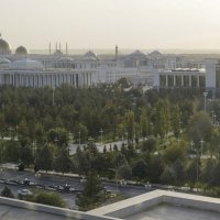 Президентский дворец Туркмен баши. Раннее утро. :: Сергей Калужский
