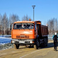 В разные стороны...:) :: Анатолий Колосов