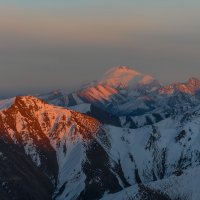 Кавказские горы на закате :: Фёдор. Лашков