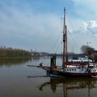 Hamburg. Finkenwerder :: Nina Yudicheva