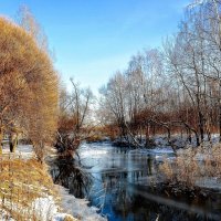 Несёт свои воды Городня в реку Москва... :: Анатолий Колосов