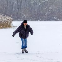 На коньках по Бездонному озеру :: Александр 