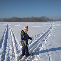 Маленький лыжник :: Татьяна Лютаева