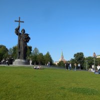 Памятник Владимиру Великому :: Надежда 