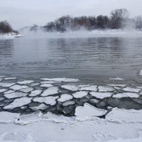 Река замерзает. :: Александр Сергеевич 