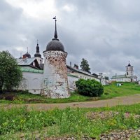 Воскресенский Горицкий монастырь и Храм в честь Введения Пресвятой Богородицы во храм :: ИРЭН@ .