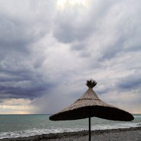 Скучающий зонтик. :: Светлана Иванчина