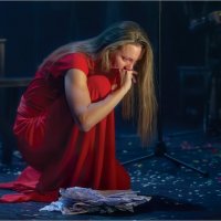Актриса Светлана Обидина в спектакле "А вы знаете, что такое любовь?" :: Александр Максимов
