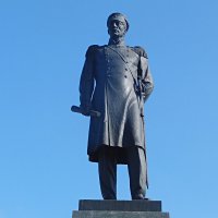 Памятник адмиралу Нахимову :: Валентин Семчишин