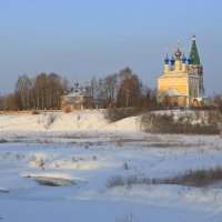 Морозное утро марта...Село просыпается... :: Andrey Bragin 